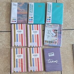 9x Colorful Academic Planners Set